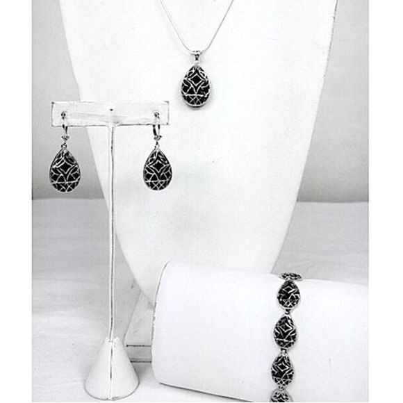 Sterling Silver Wrapped Black Onyx Filigree Jewelry Set - Picture 17 of 17